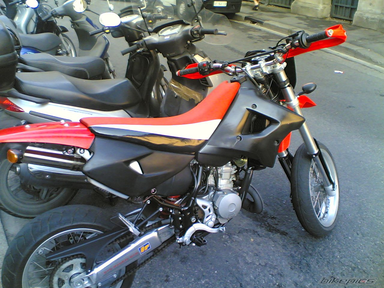 Bike Photo 982952