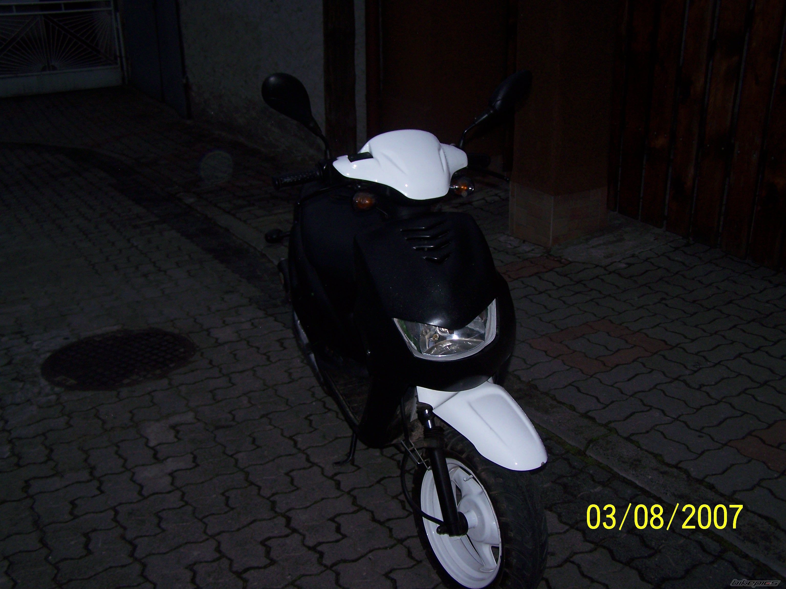 Bike Photo 983204