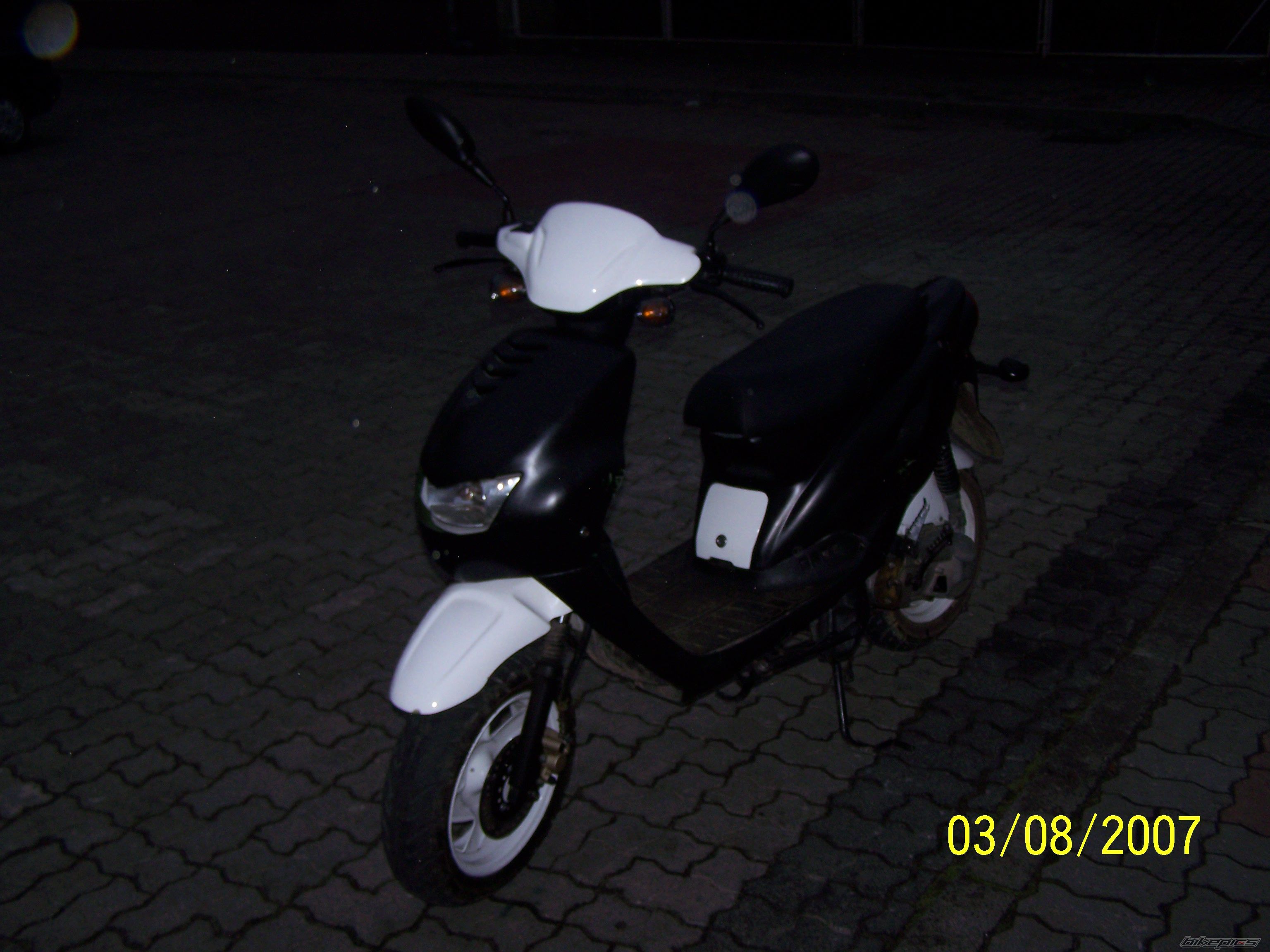 Bike Photo 983209