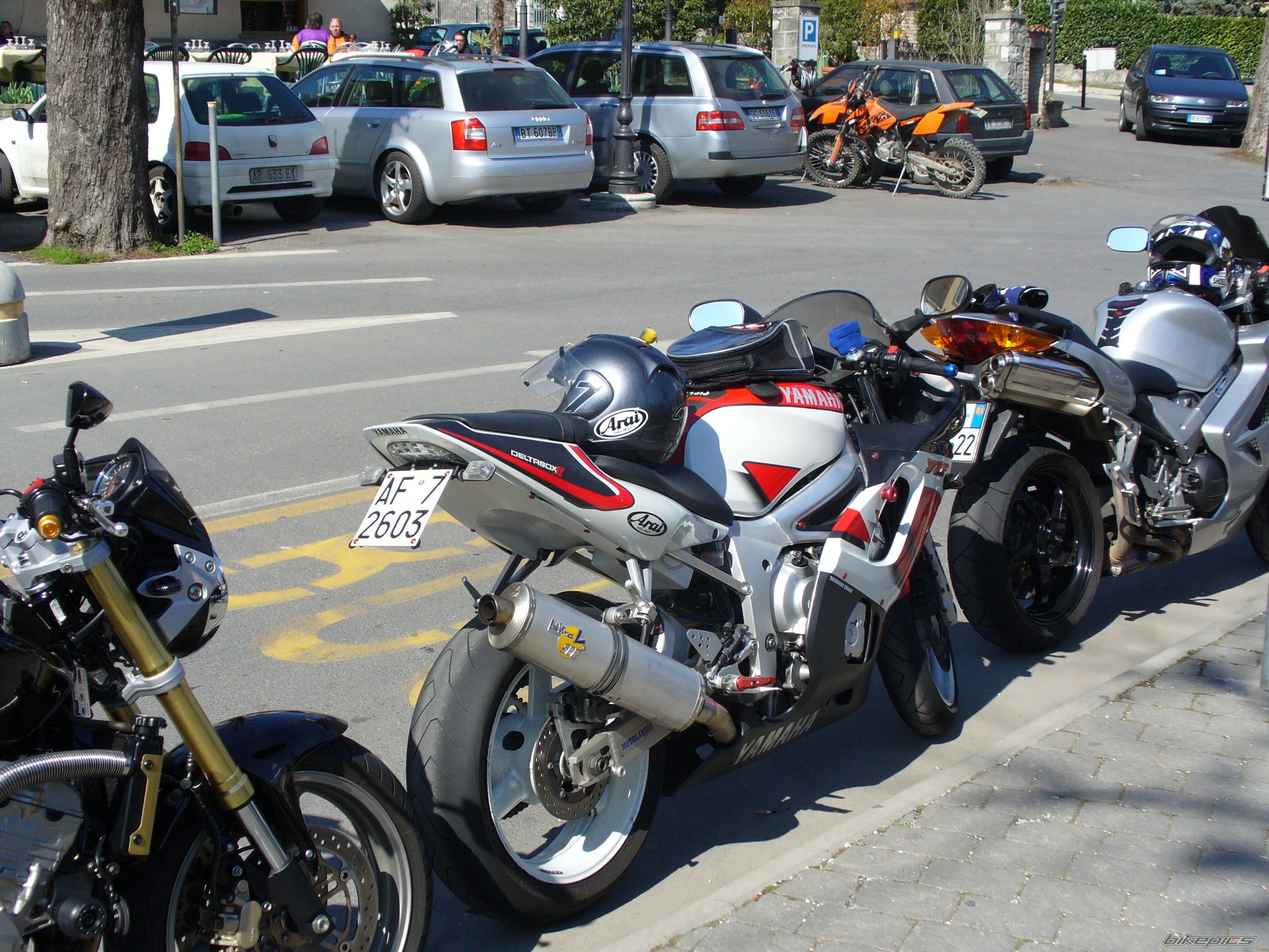 Bike Photo 984696