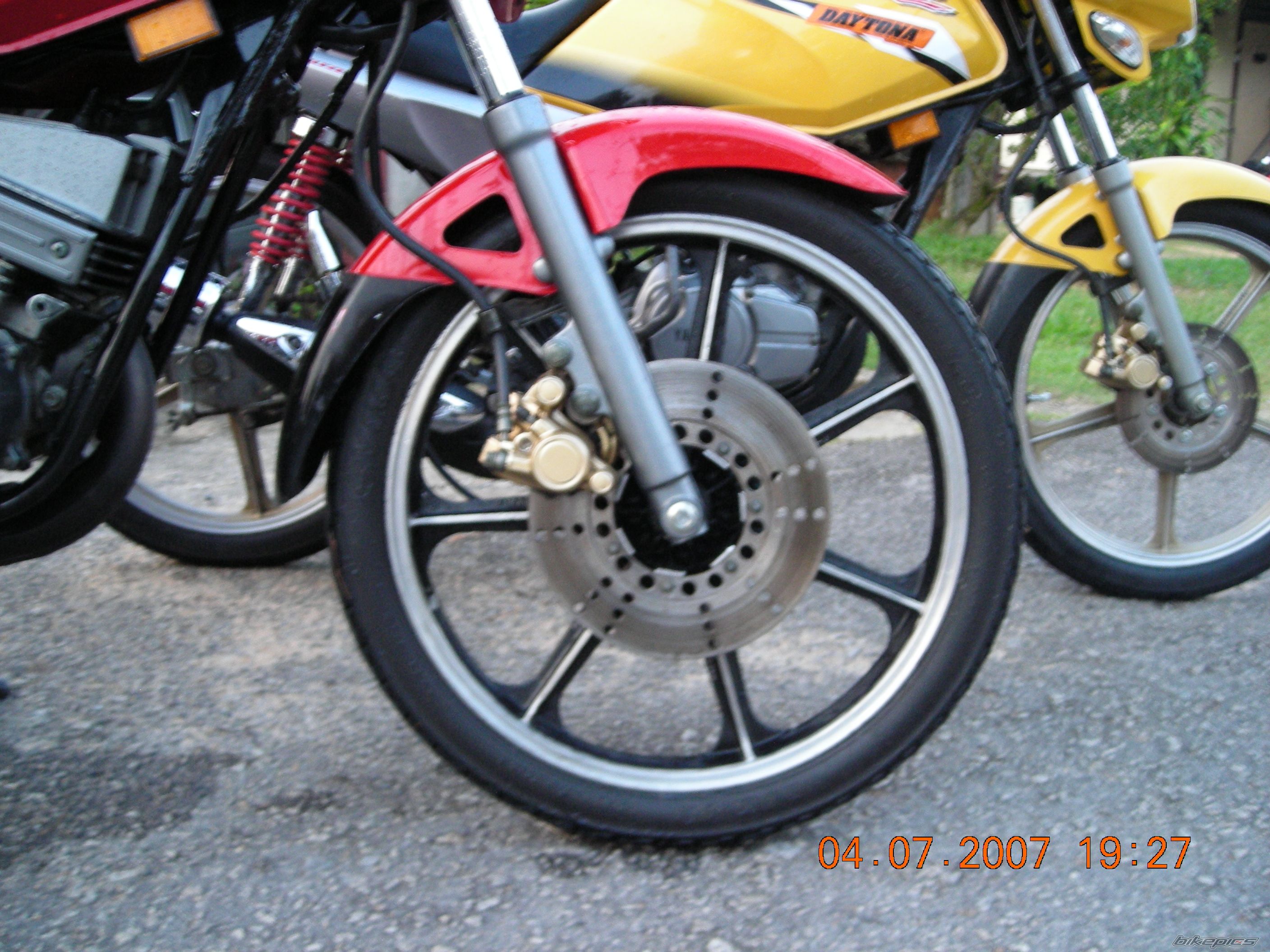 Bike Photo 984737