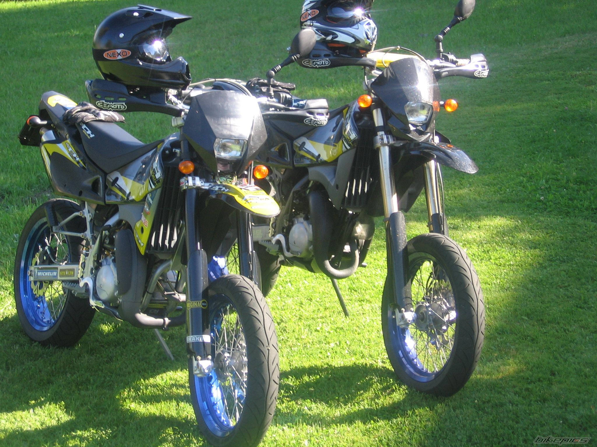 Bike Photo 986111