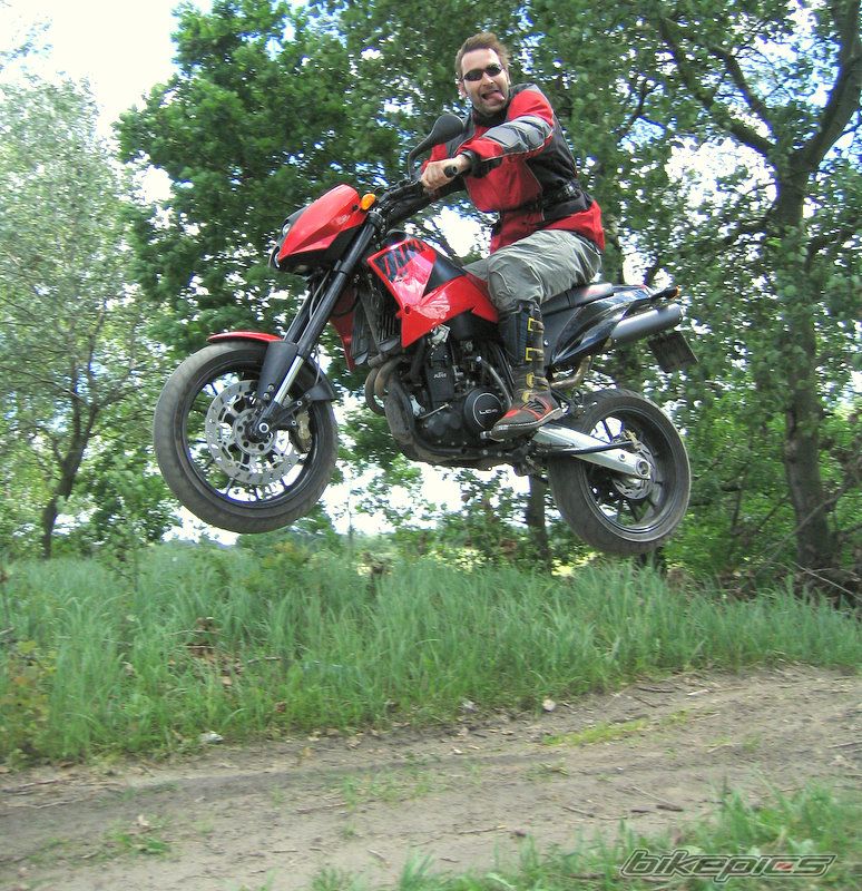 Bike Photo 986609