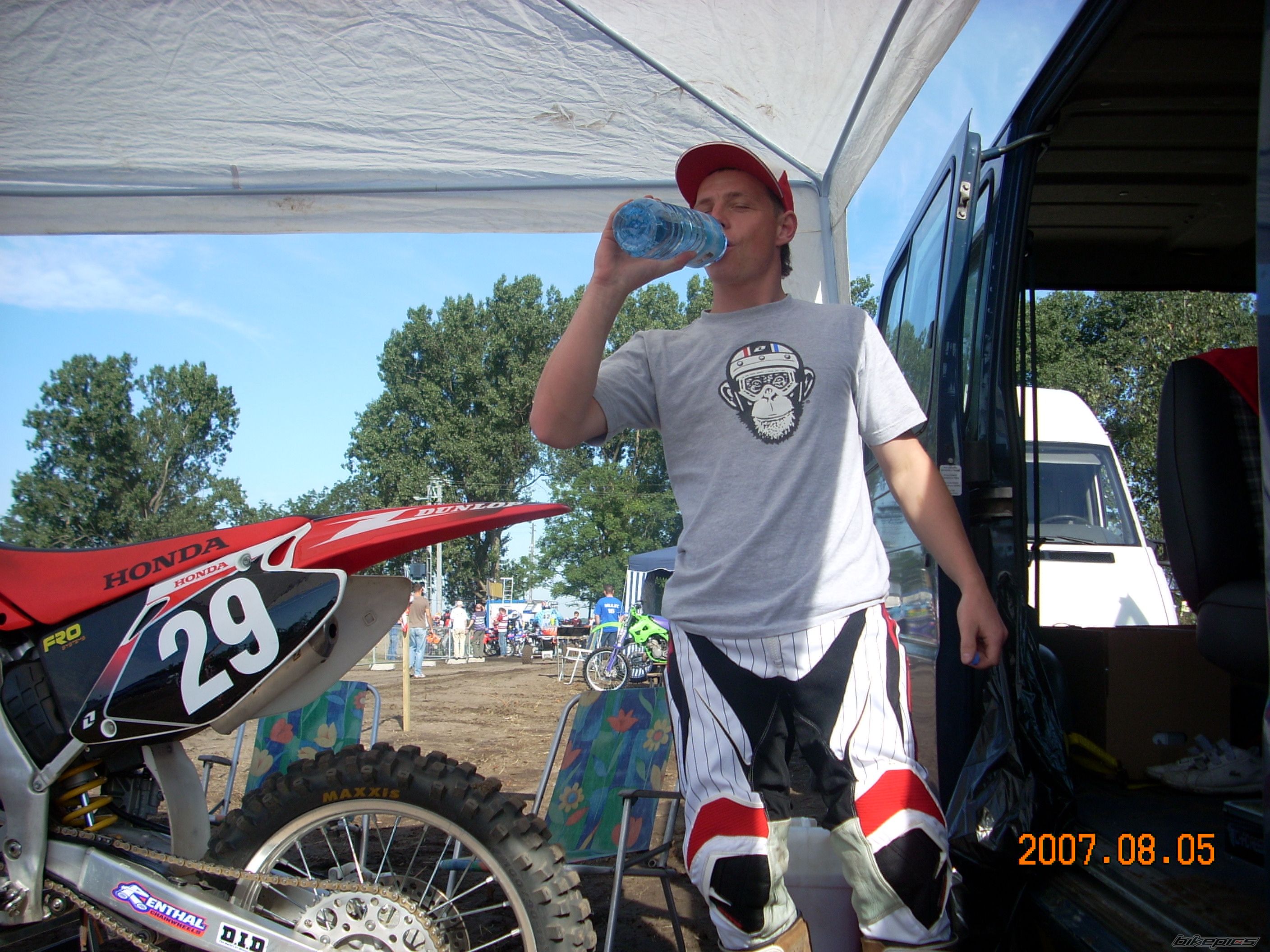 Bike Photo 987113