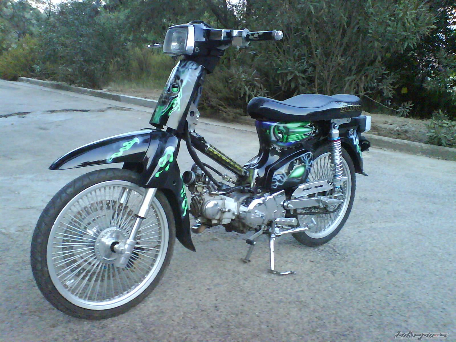 Photo 987213