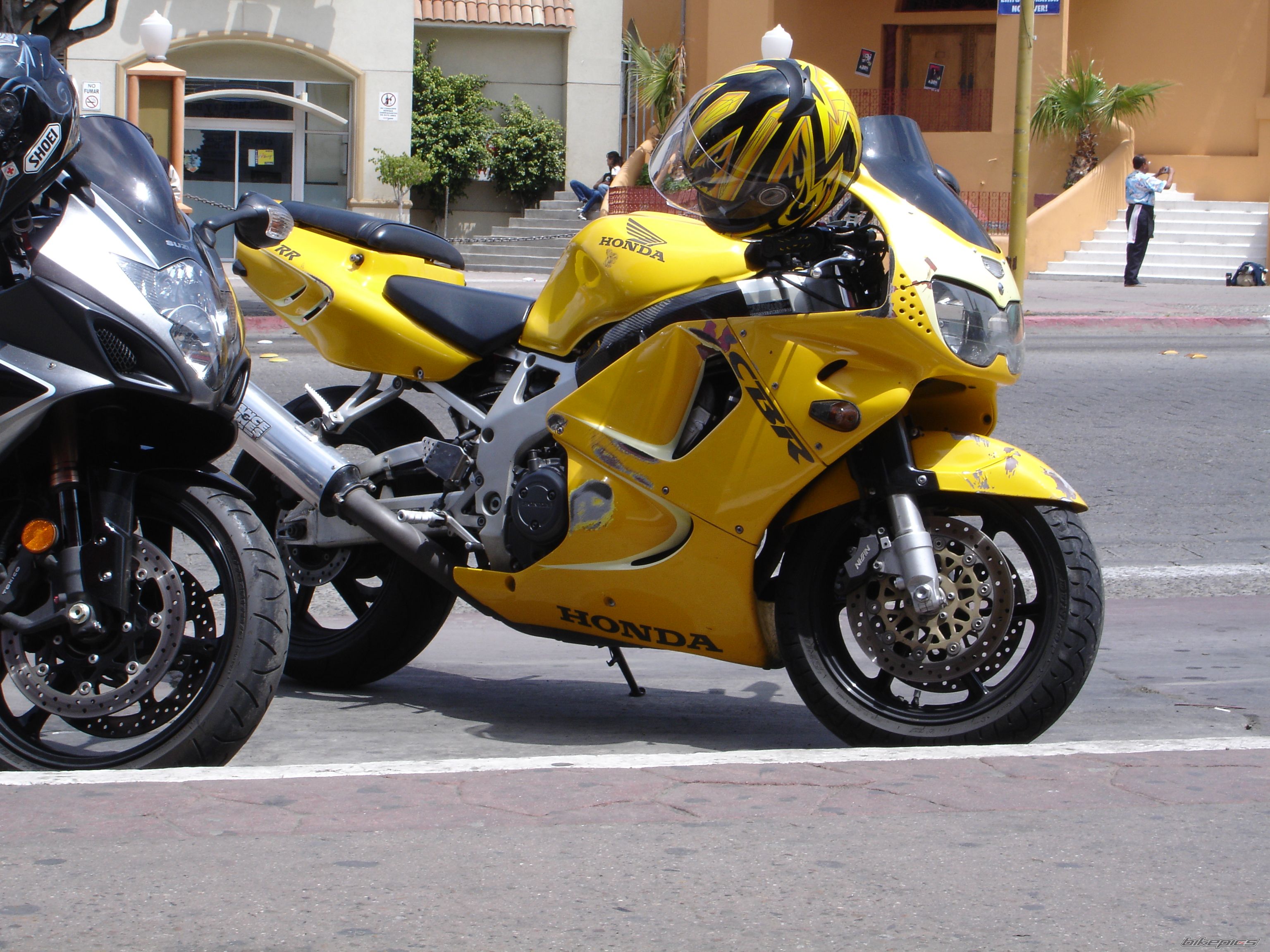Bike Photo 987385