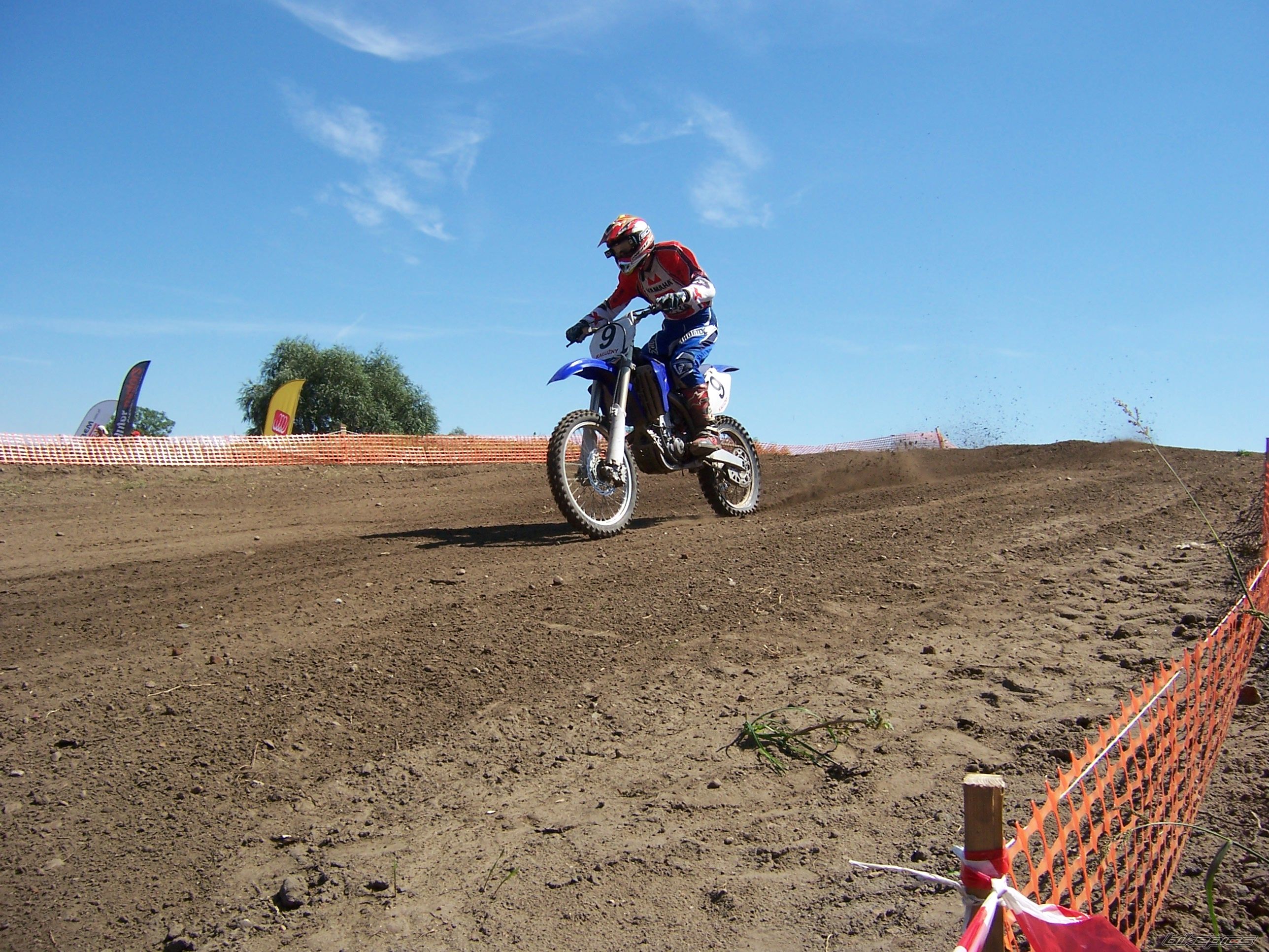 Bike Photo 987548
