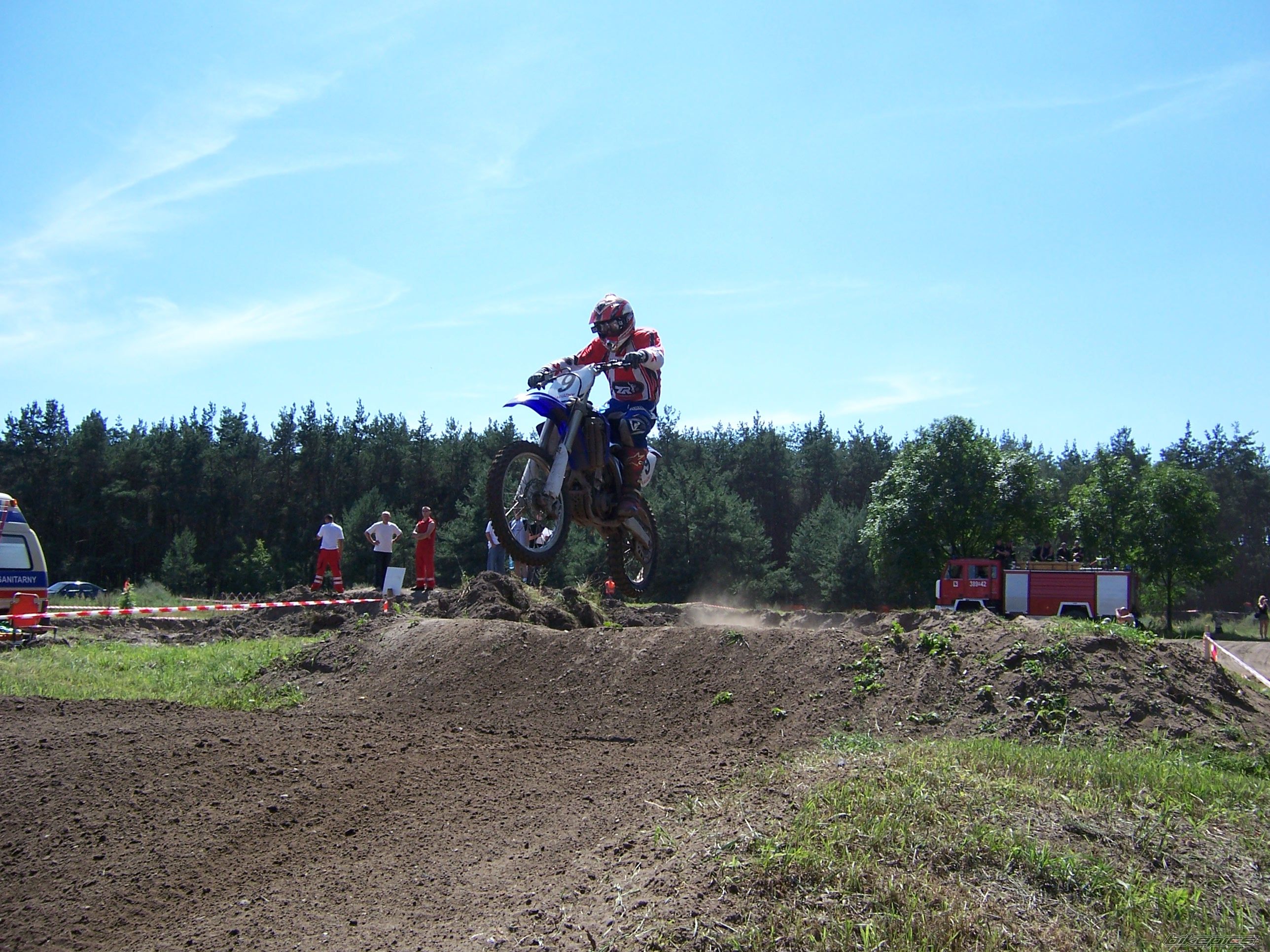Bike Photo 987550