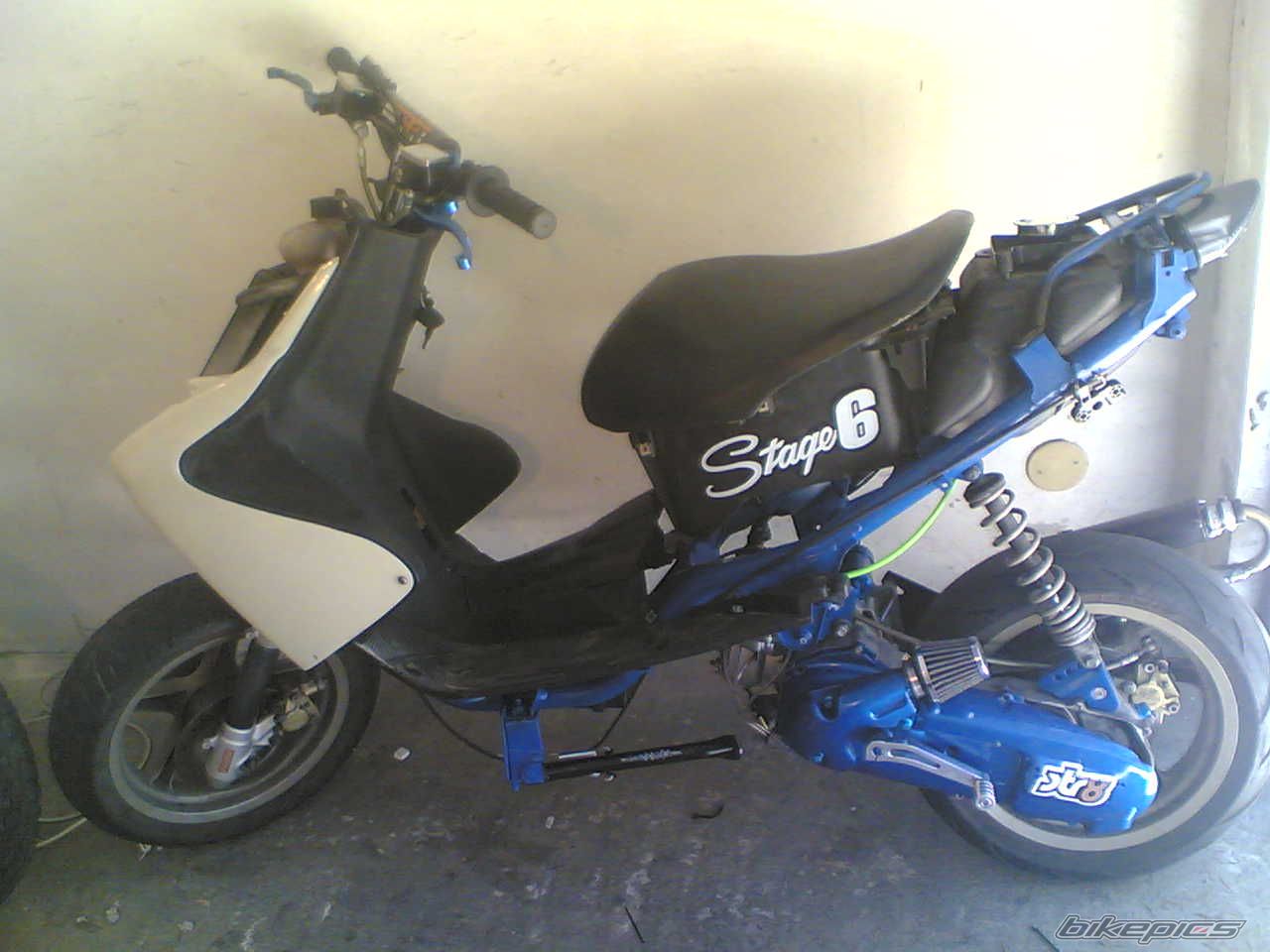 Photo 987711