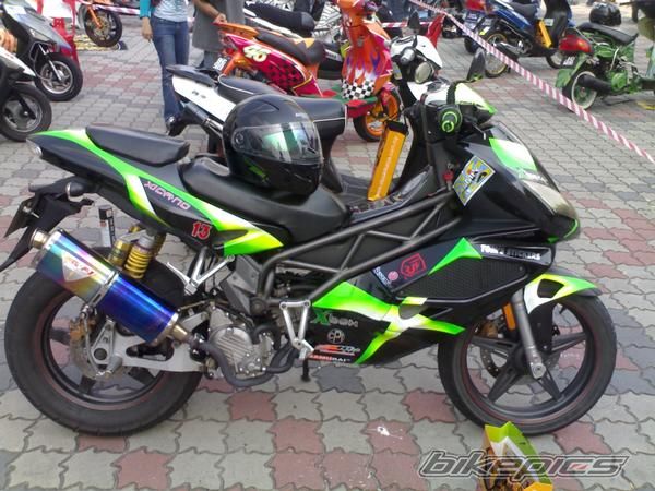 Photo 987771