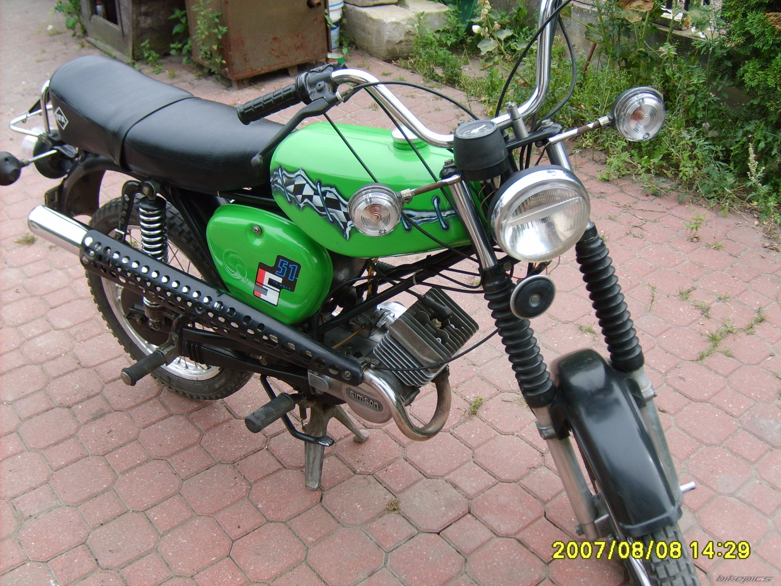 Photo 987787