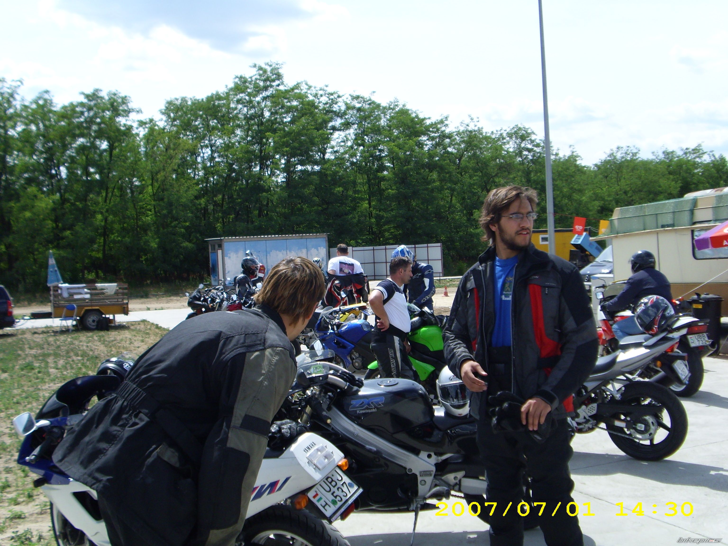 Bike Photo 987819