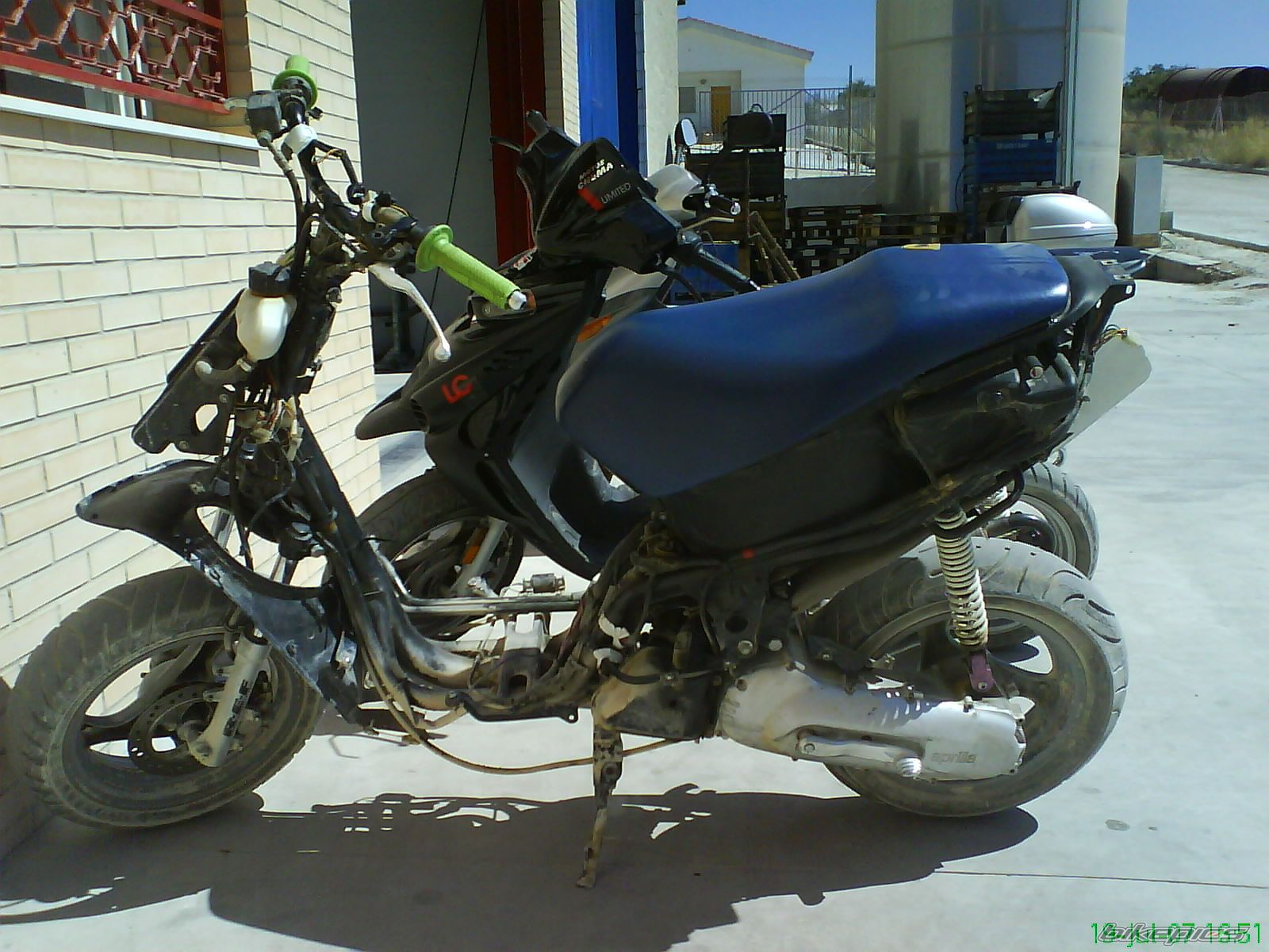 Photo 987909