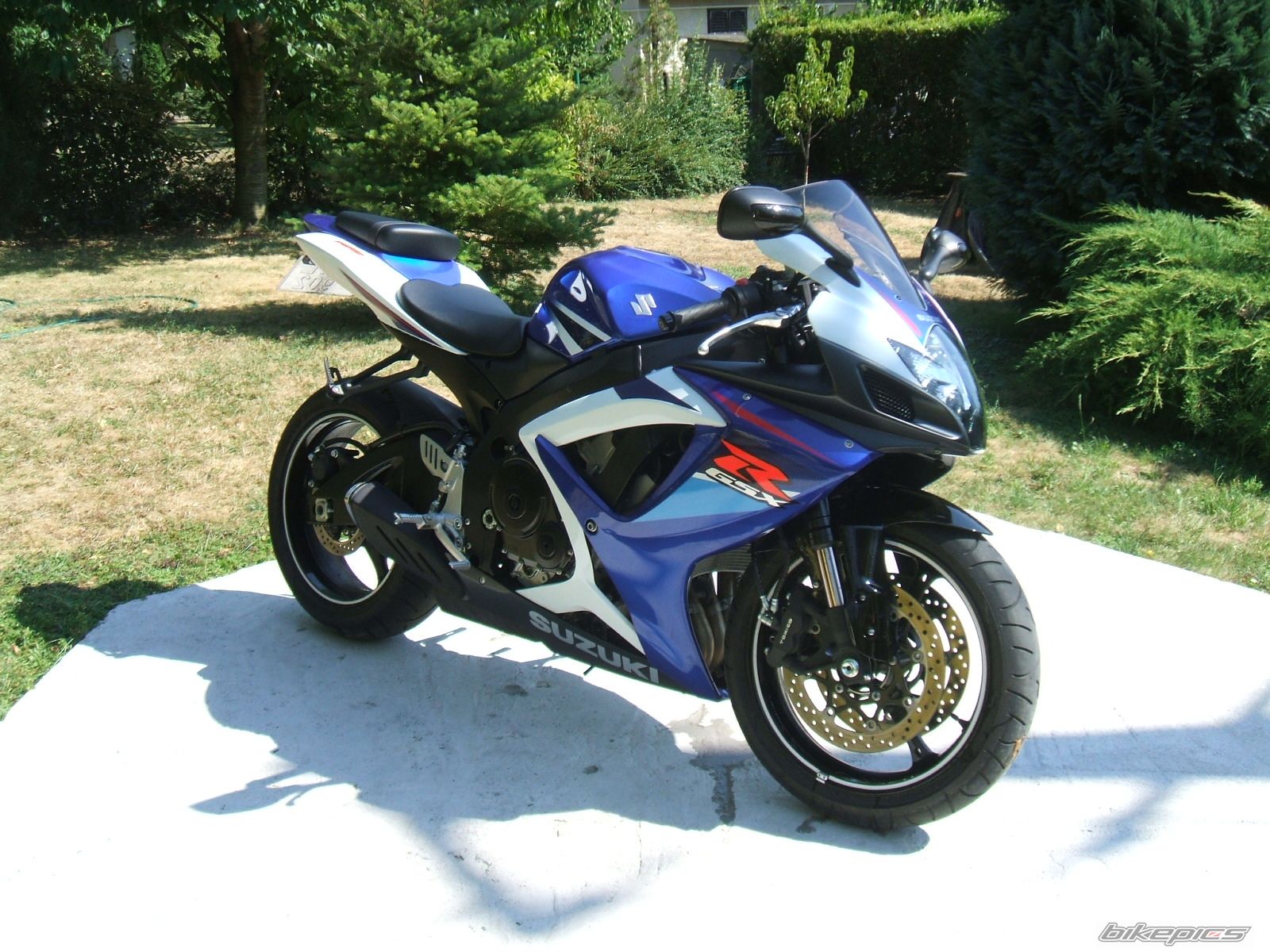 Bike Photo 987913