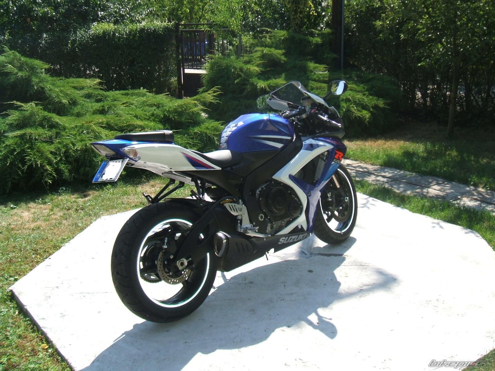 Bike Photo 987915