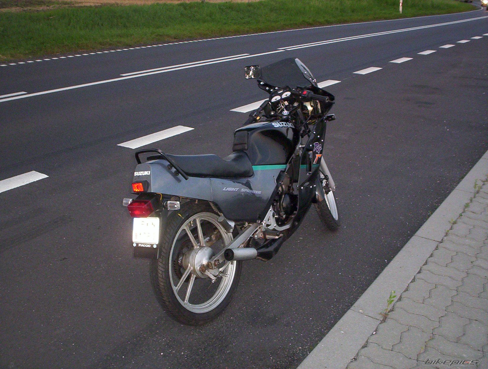 Photo 987973