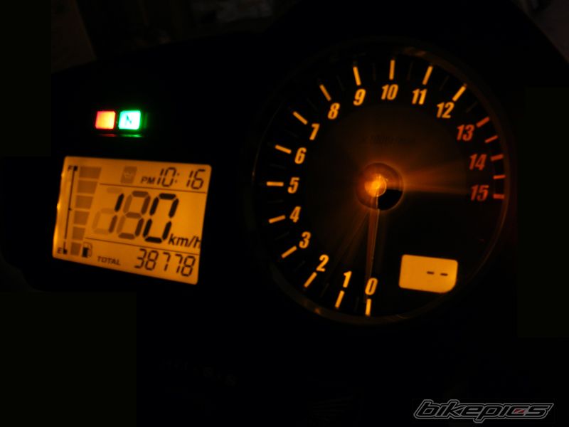 Photo 987995
