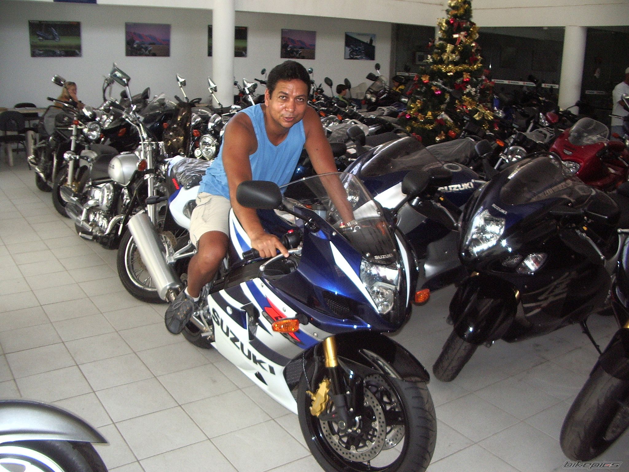 Bike Photo 988019