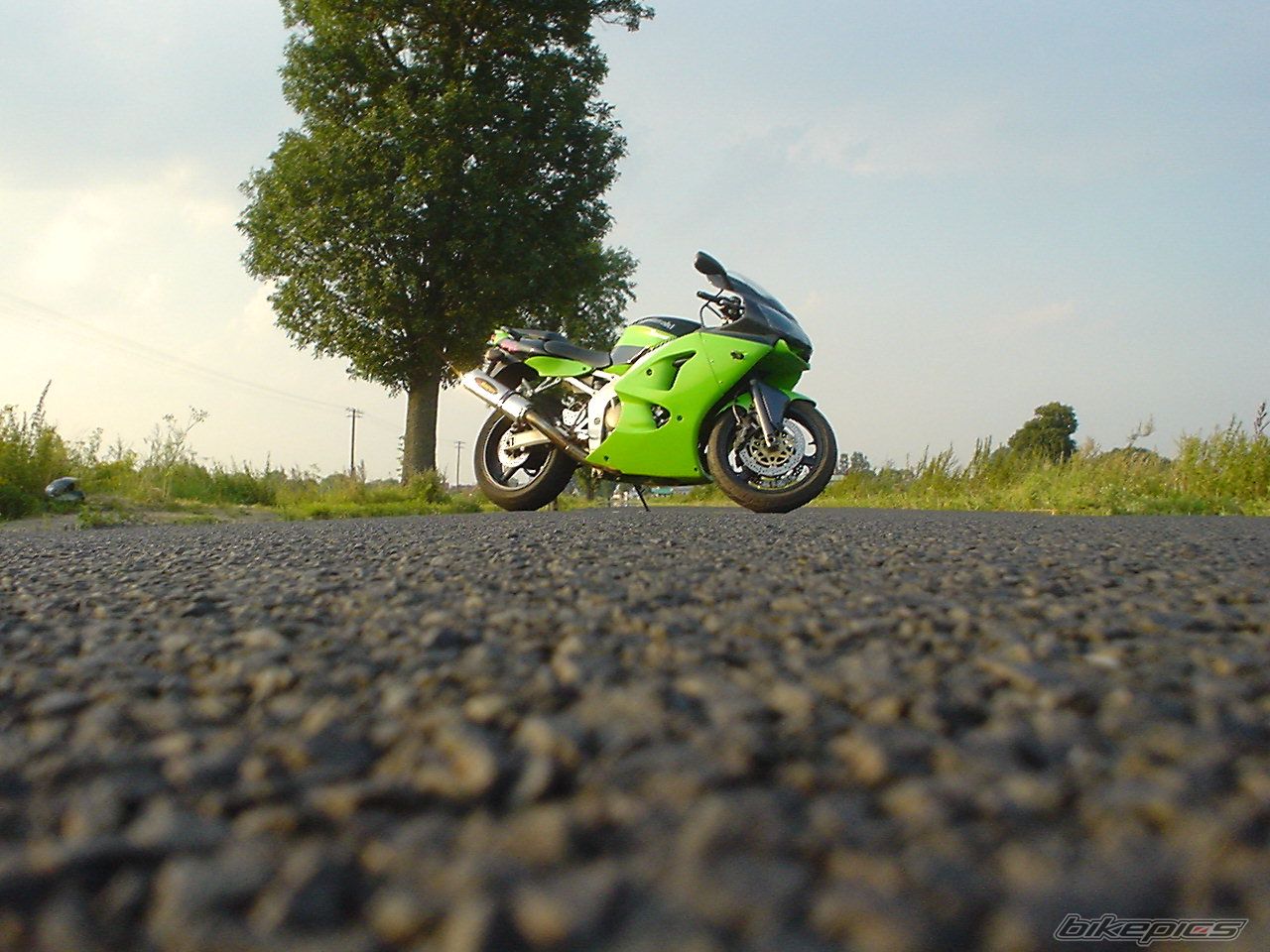 Bike Photo 988057