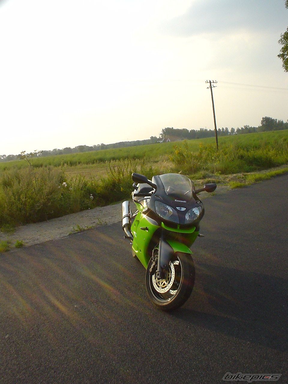 Bike Photo 988065