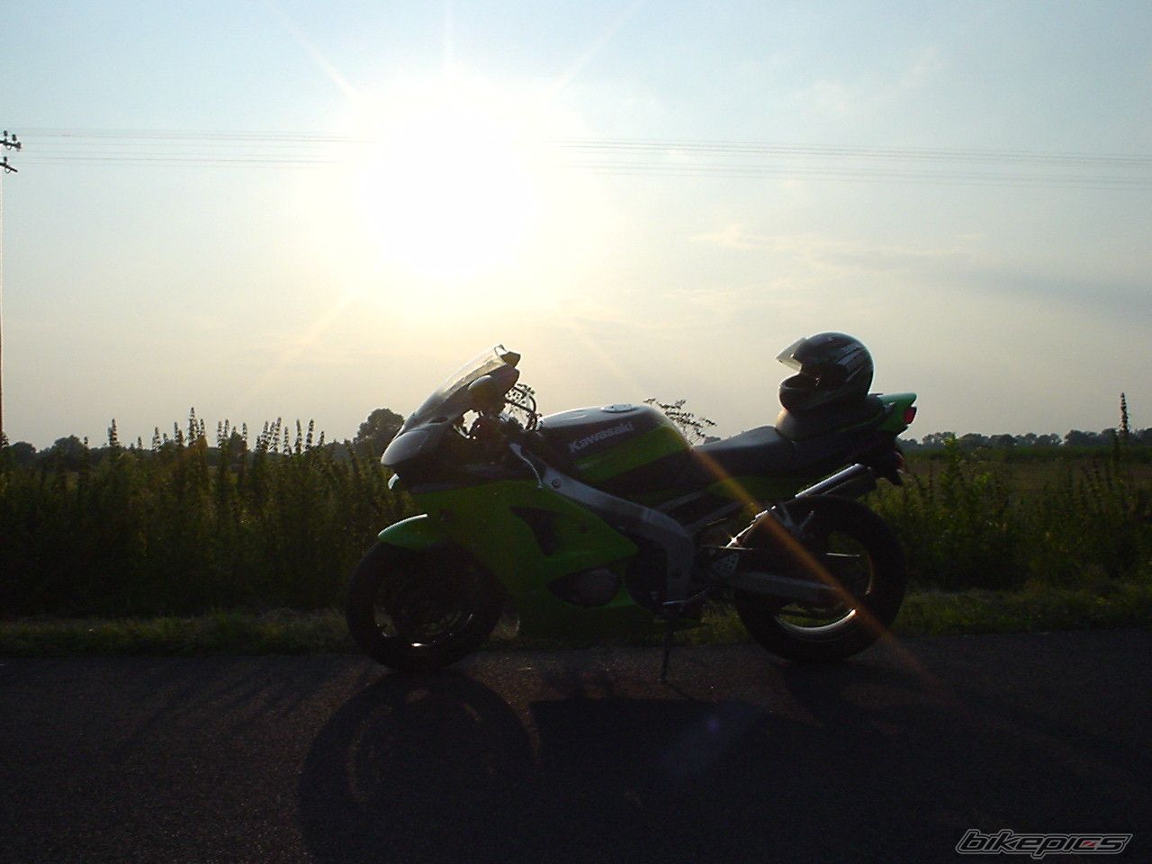 Bike Photo 988074