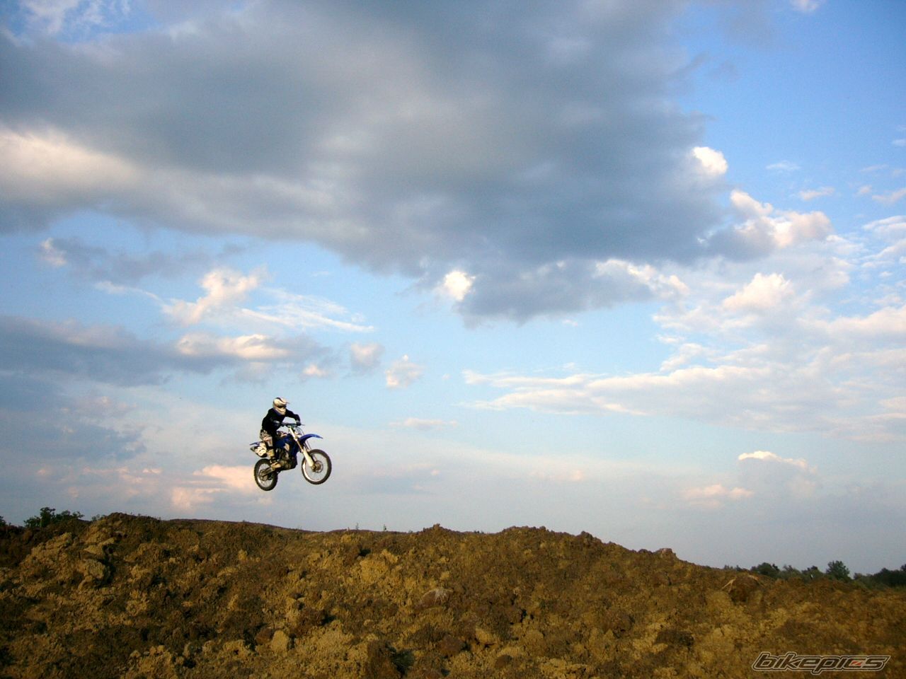 Bike Photo 988118
