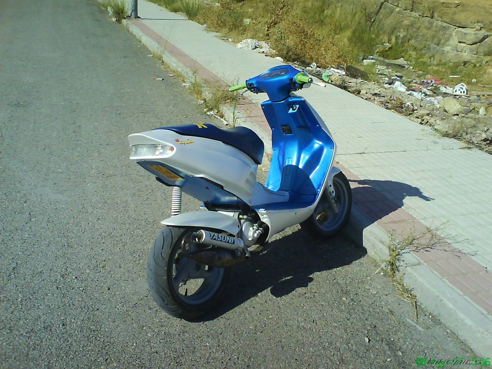 Bike Photo 988184
