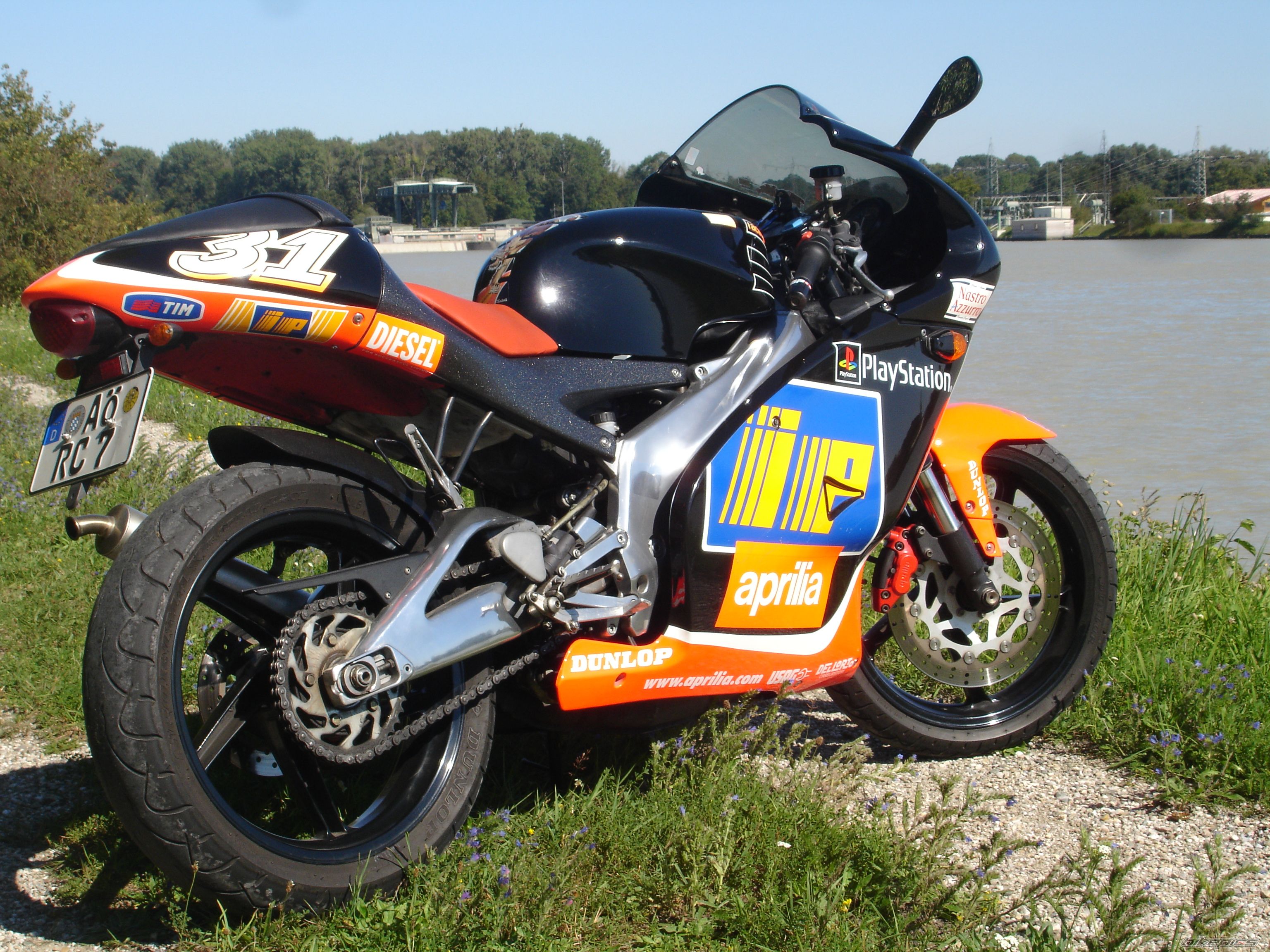 Bike Photo 988301