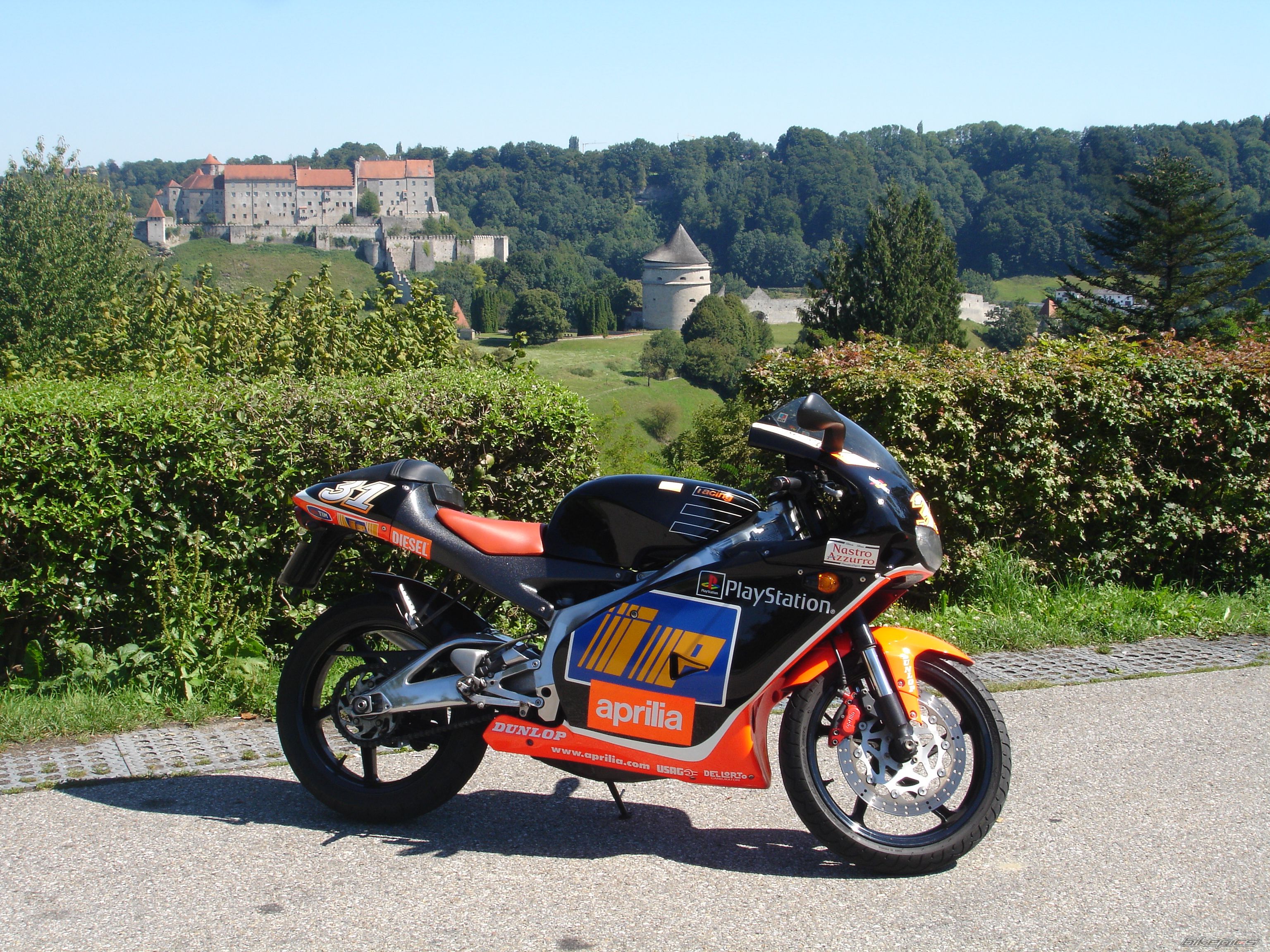 Bike Photo 988308