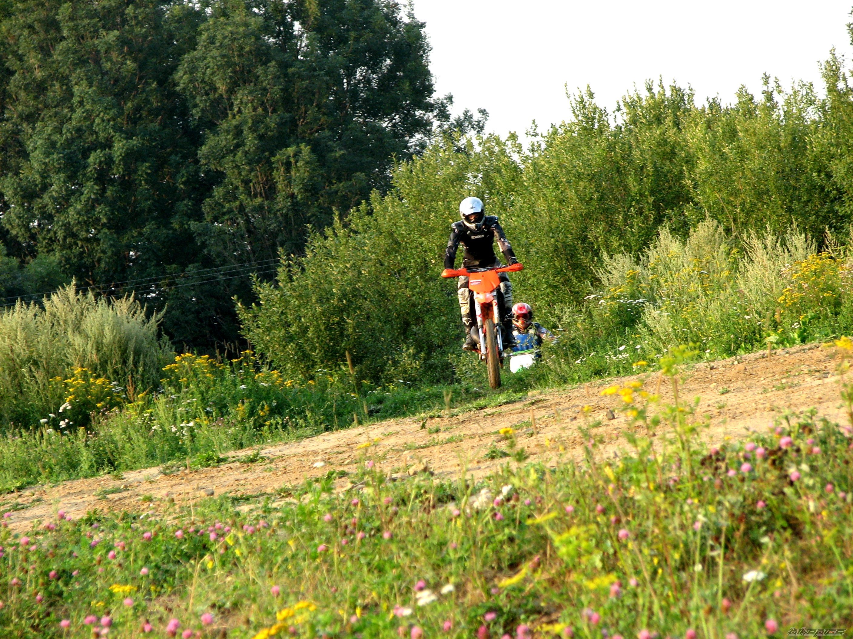 Bike Photo 988402