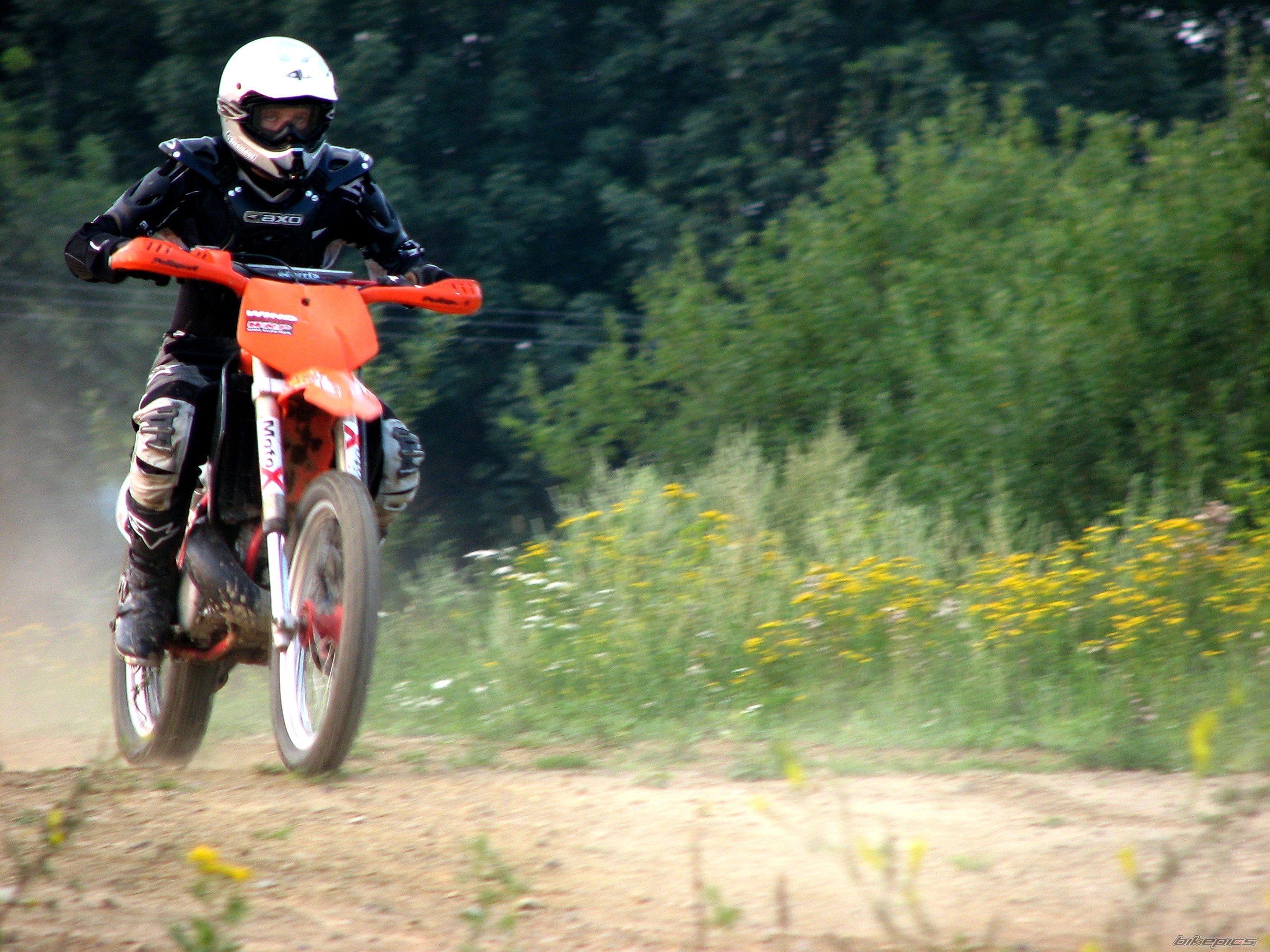 Bike Photo 988408