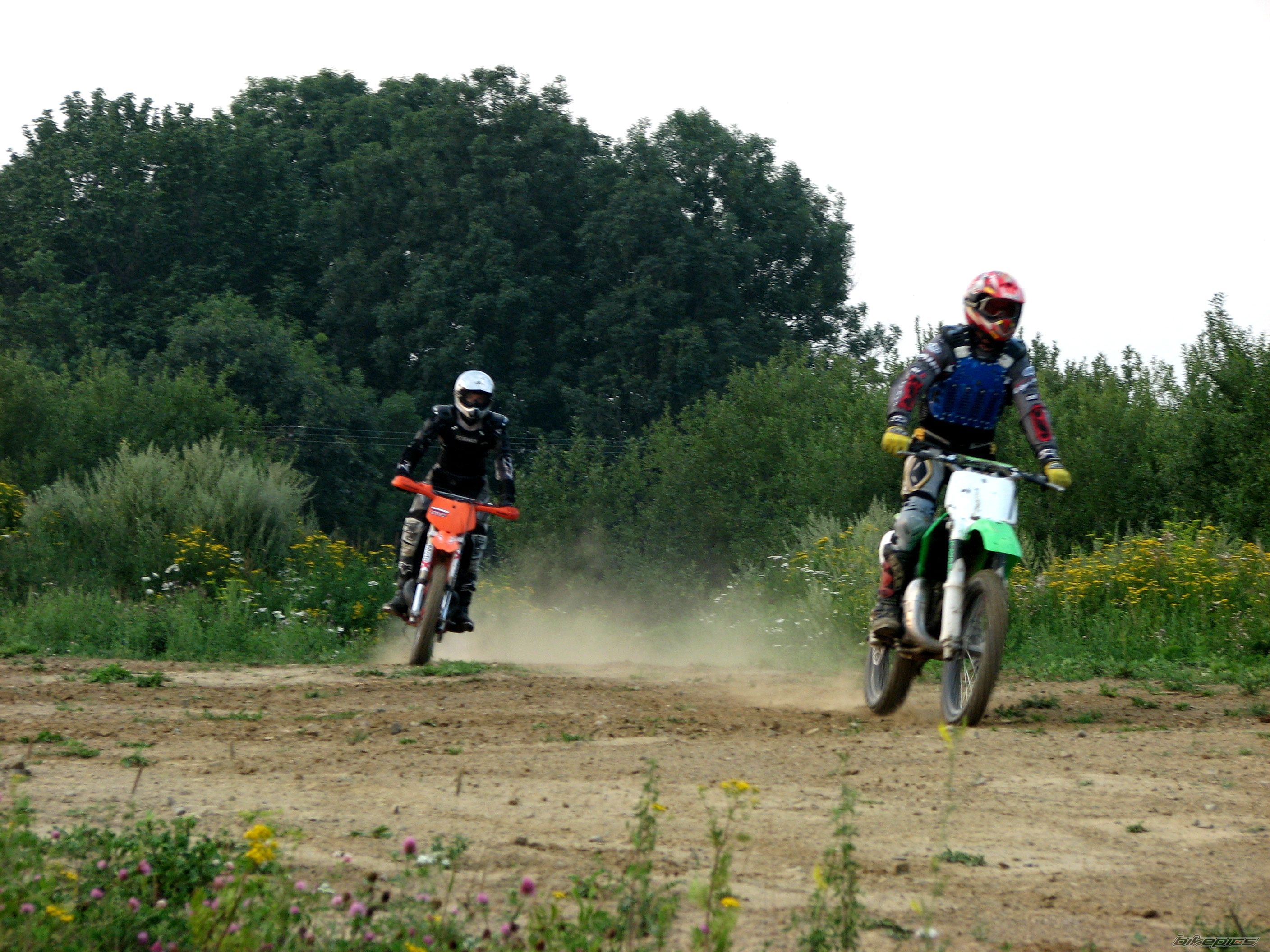 Bike Photo 988414