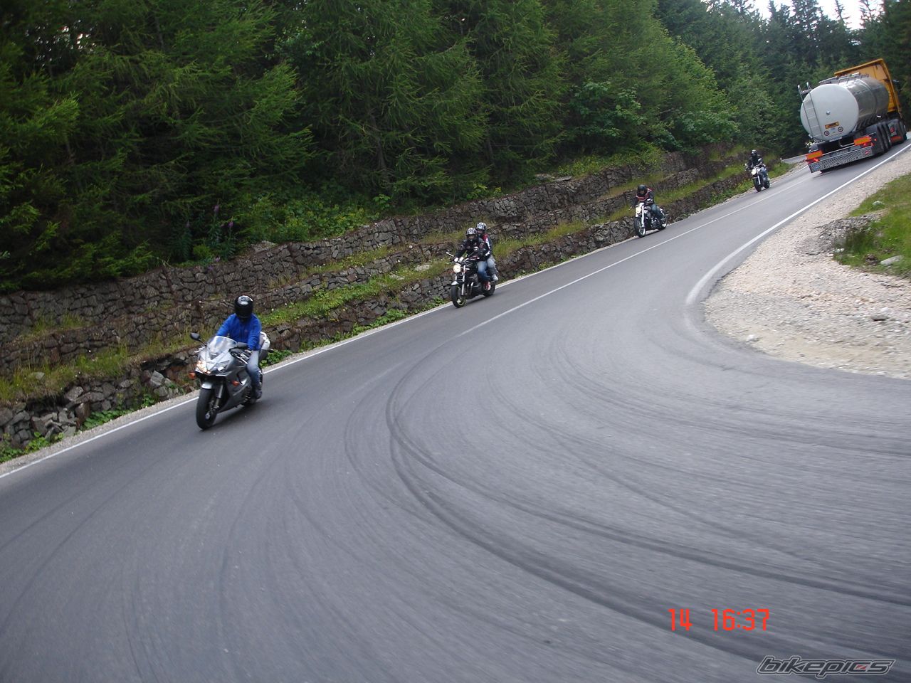 Bike Photo 988416