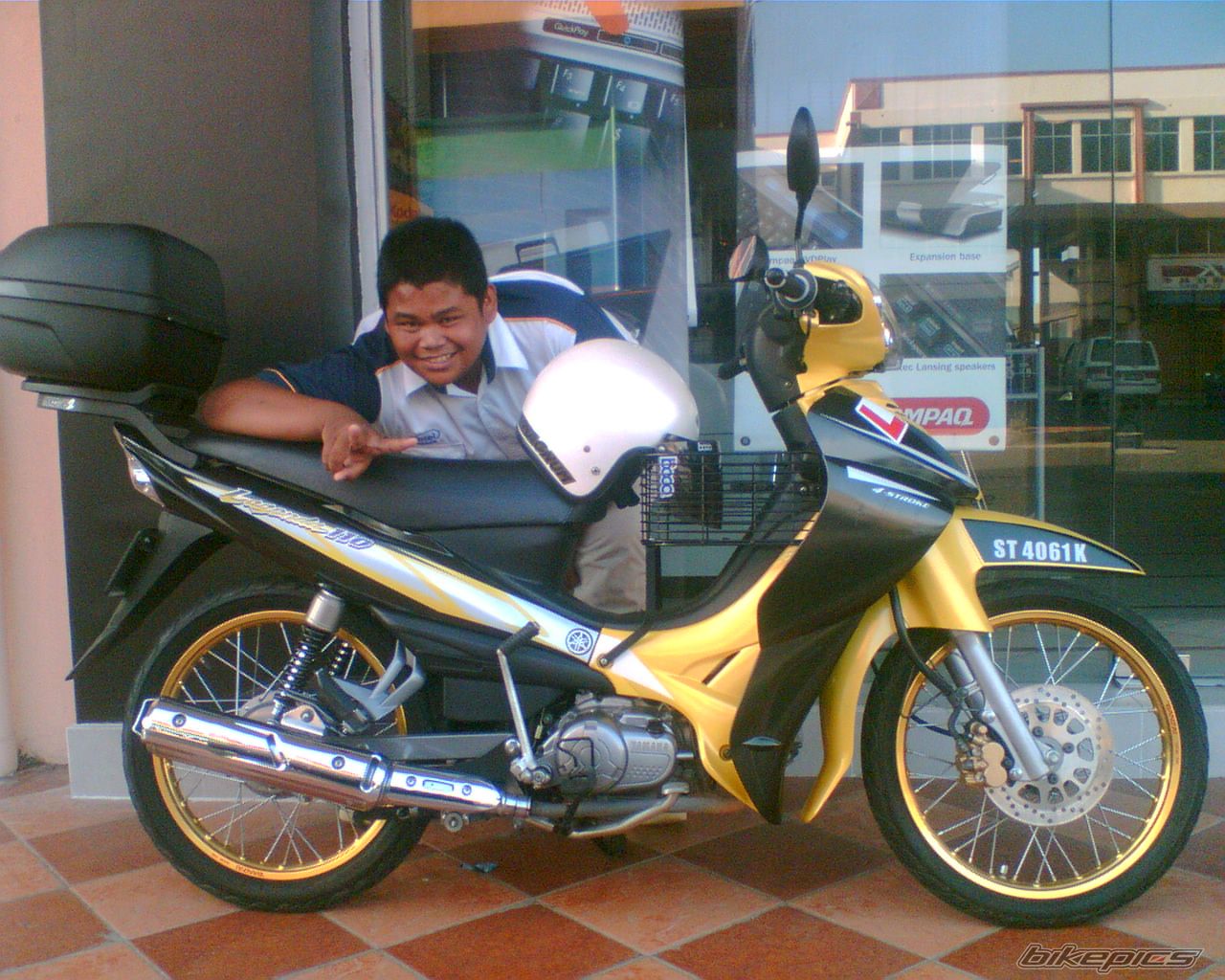 Bike Photo 988429