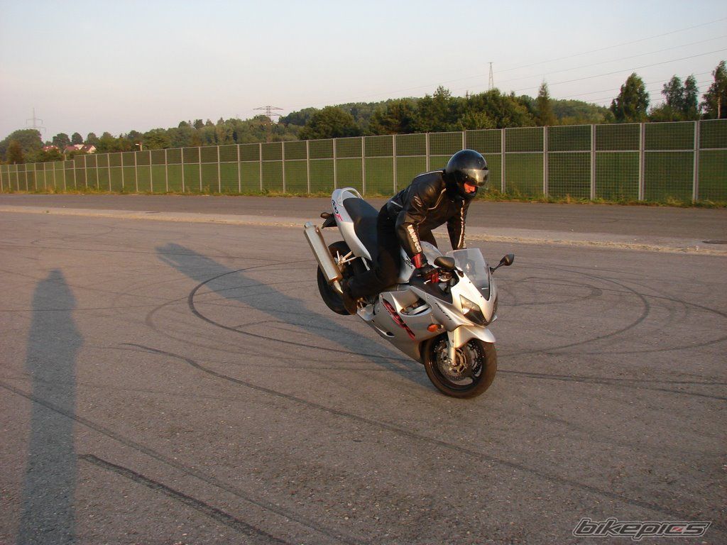 Bike Photo 988522