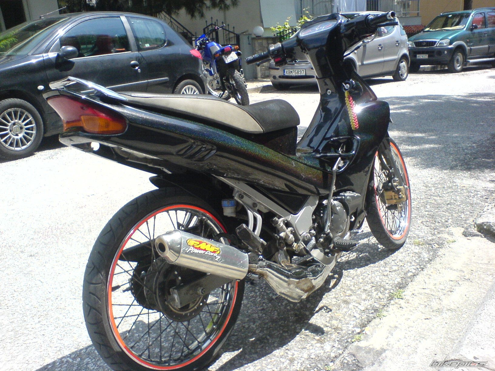 Bike Photo 988741