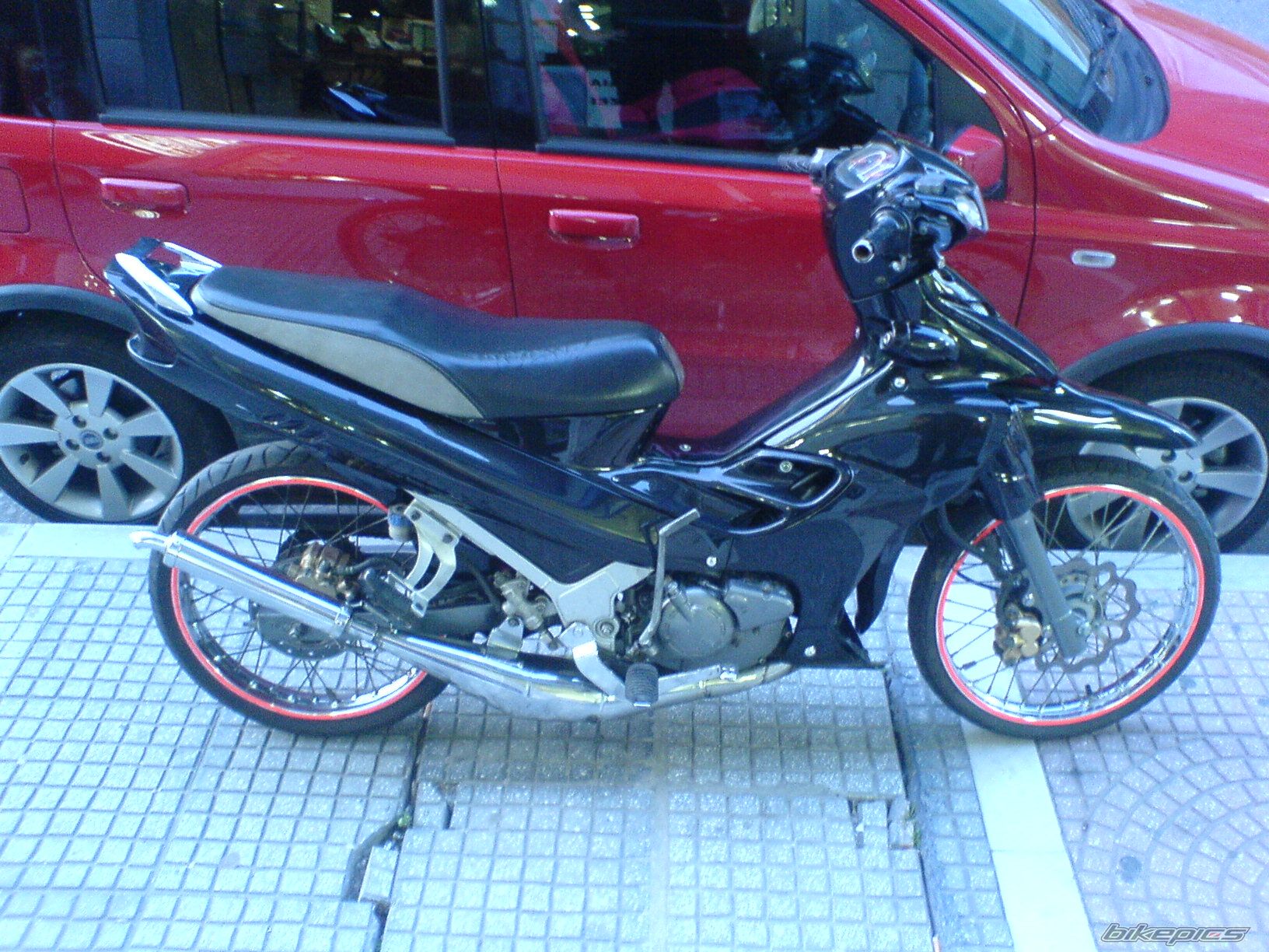 Bike Photo 988744