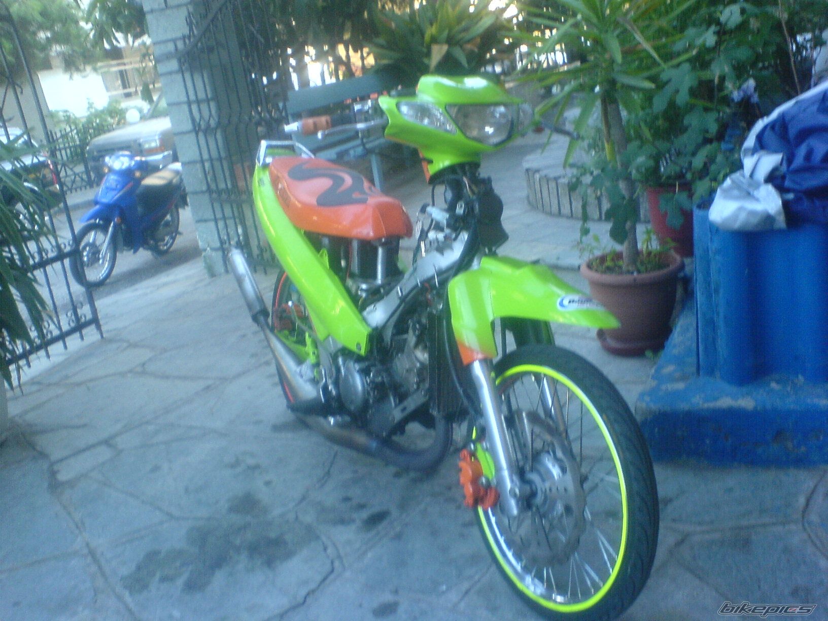 Bike Photo 988774