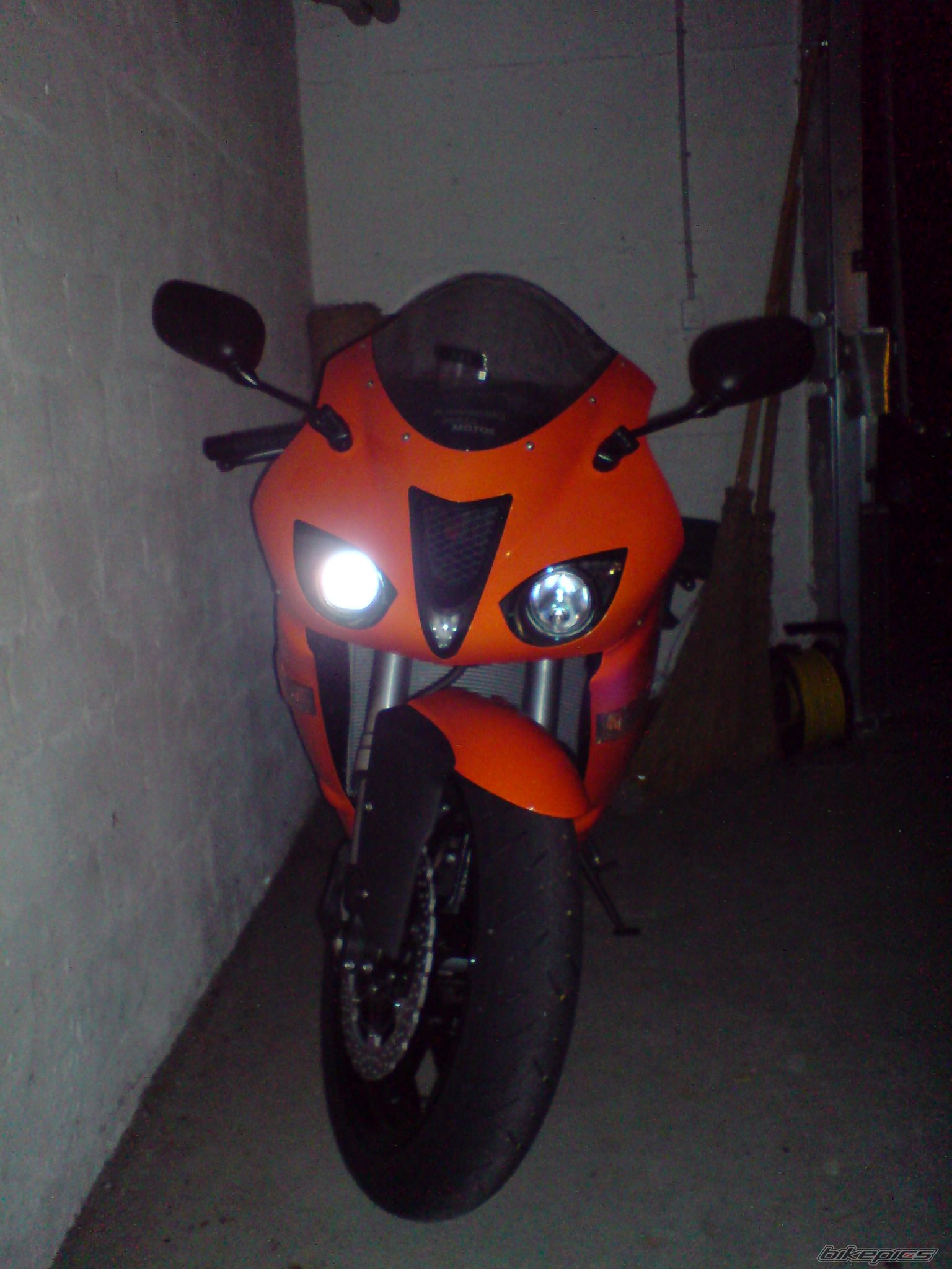 Photo 988841
