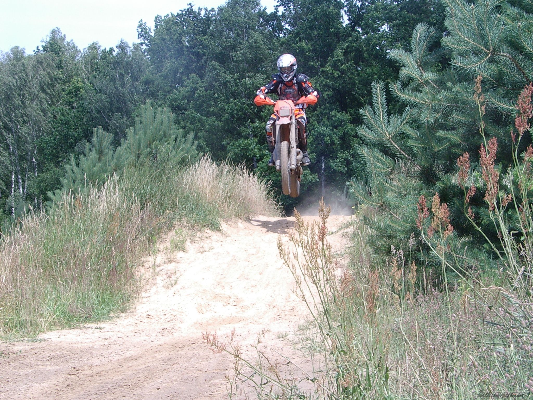 Bike Photo 988936