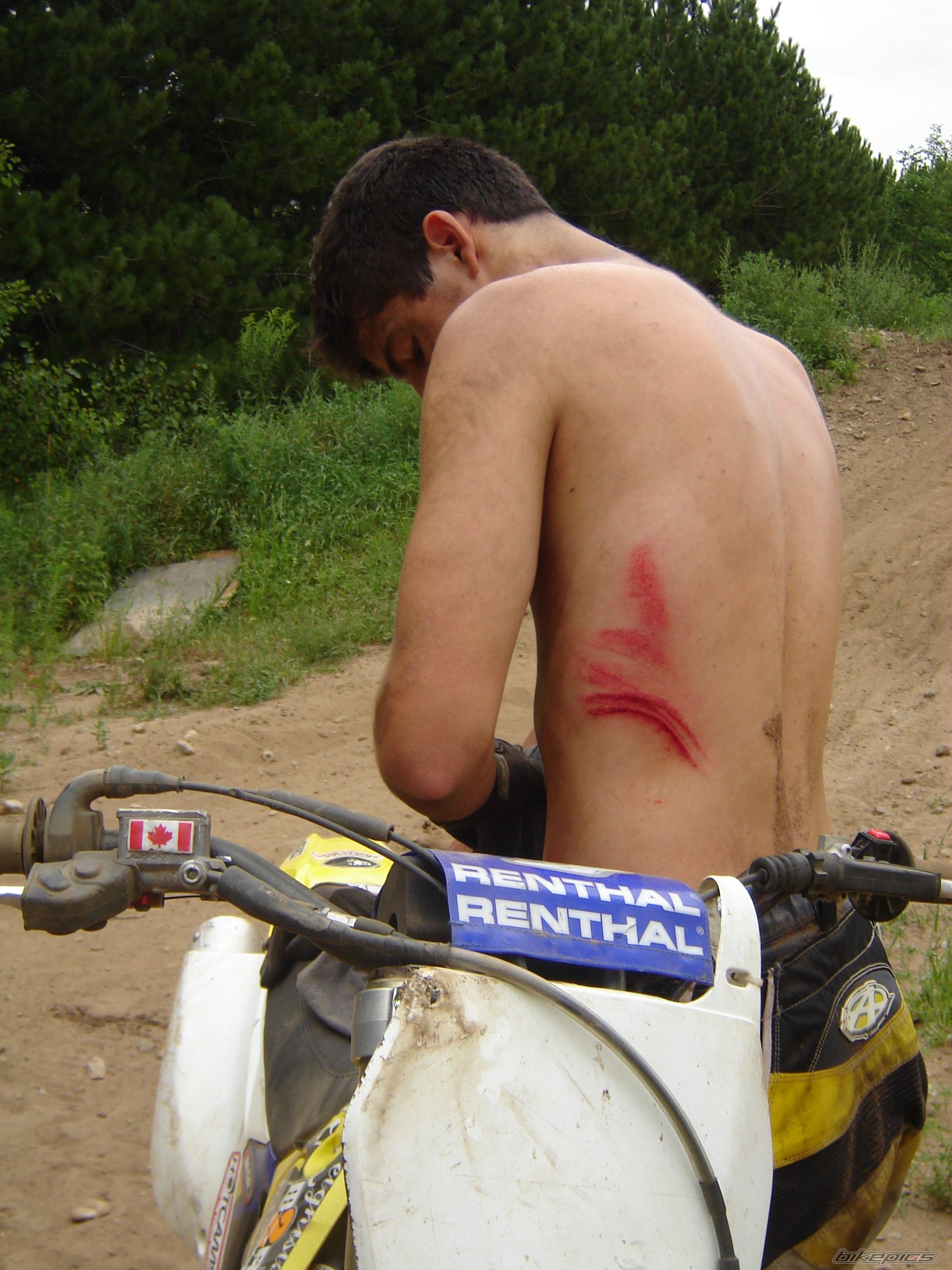 Bike Photo 989075