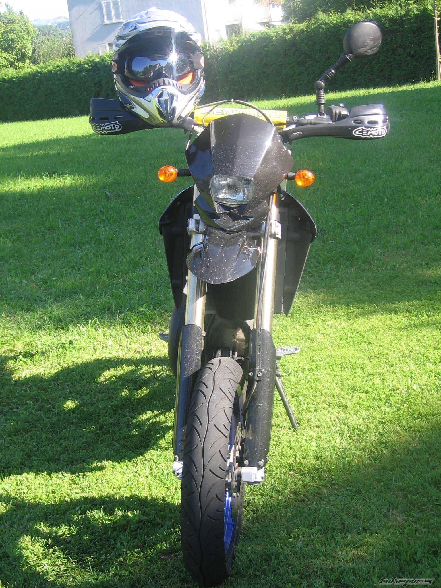 Photo 989190