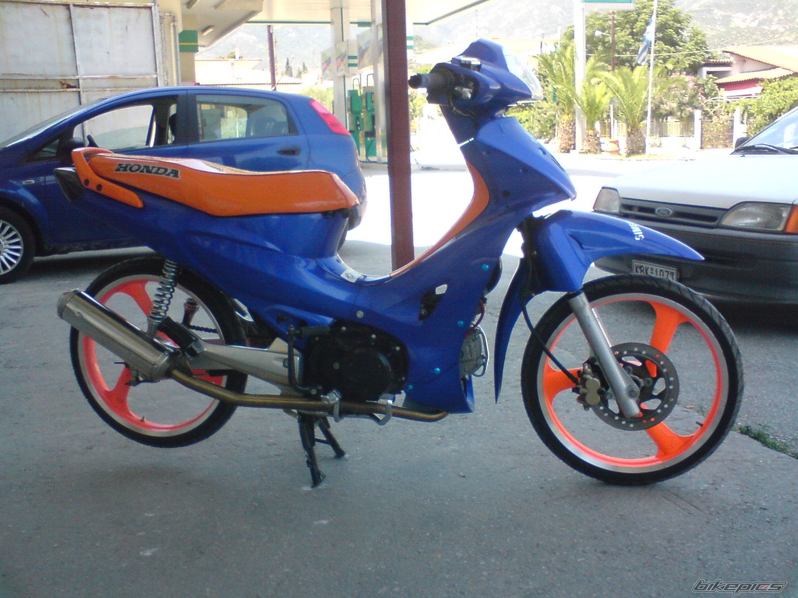Bike Photo 989332