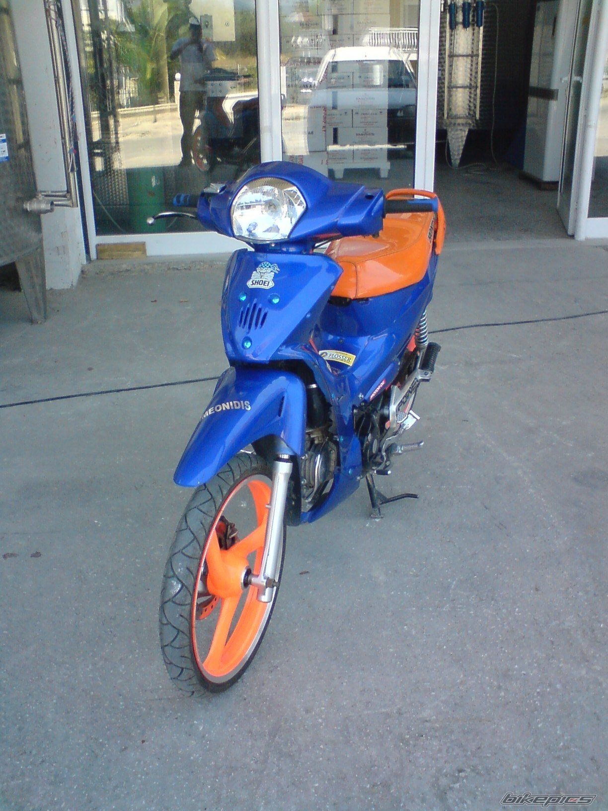 Bike Photo 989335