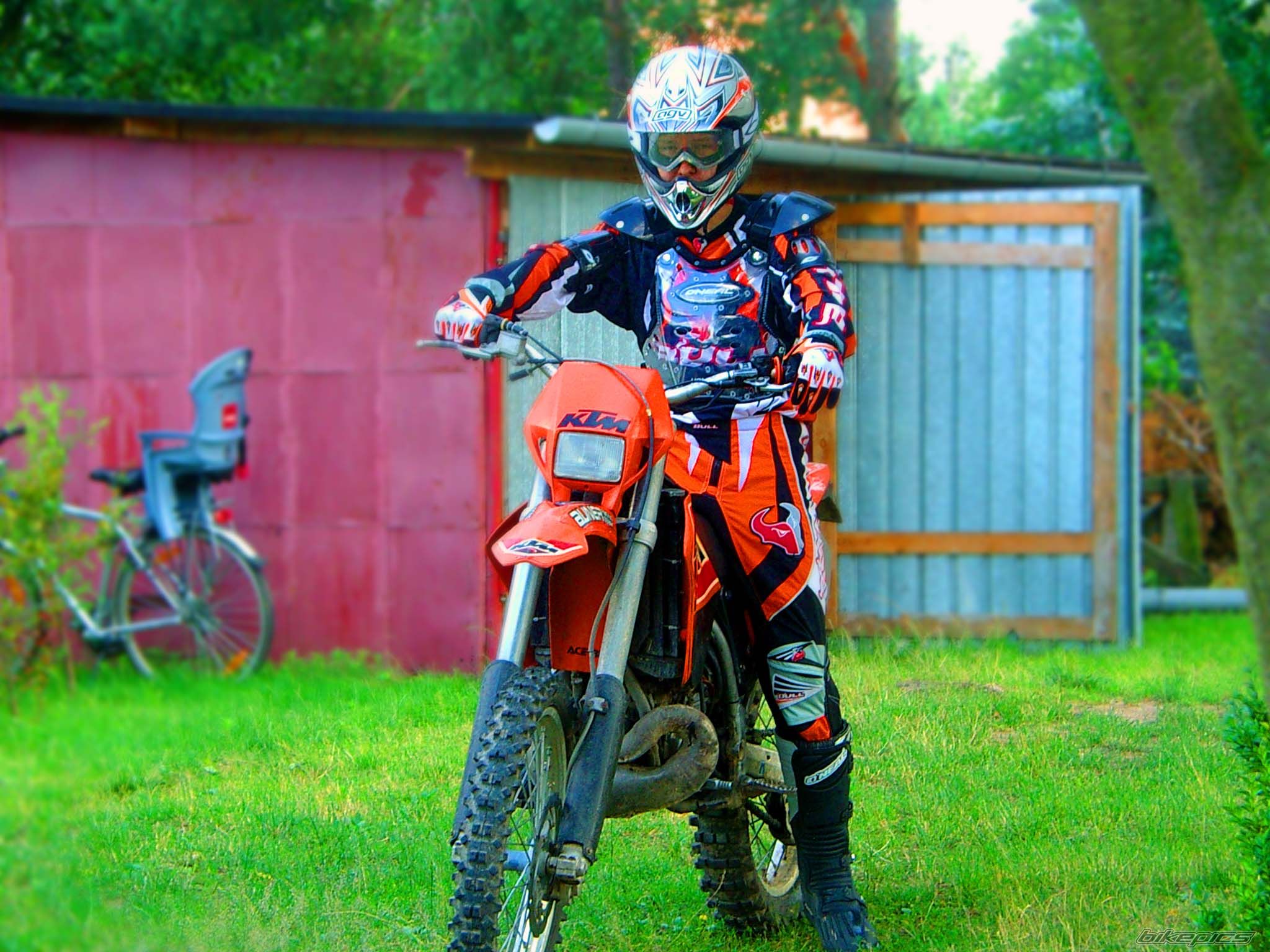 Bike Photo 989571