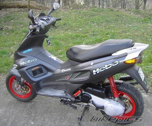 Bike Photo 989573