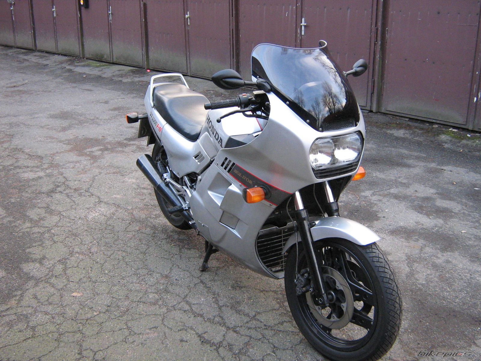 Bike Photo 989664