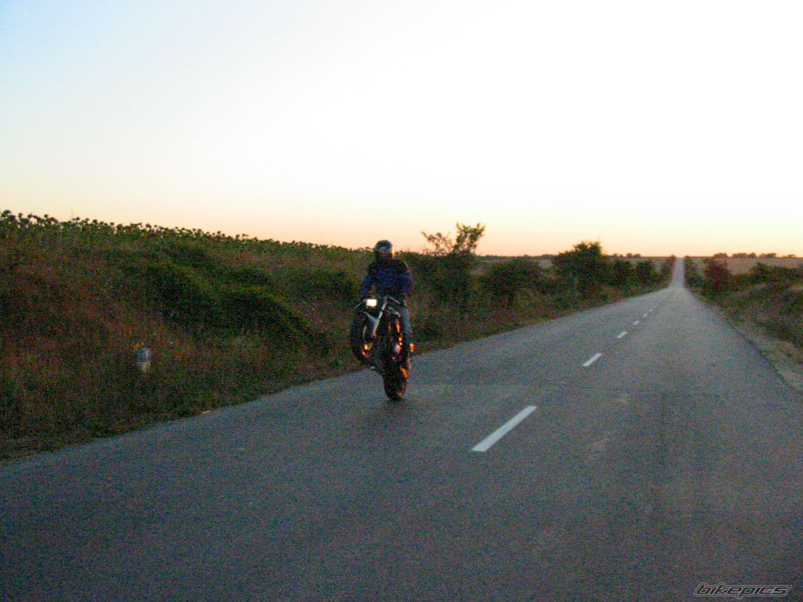 Bike Photo 989695