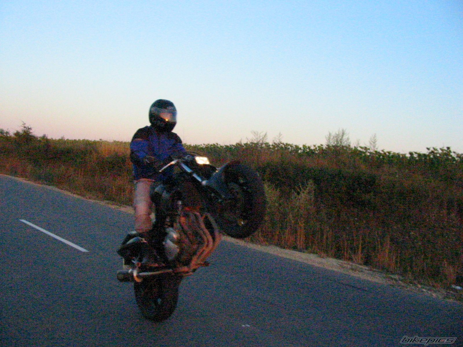 Bike Photo 989698
