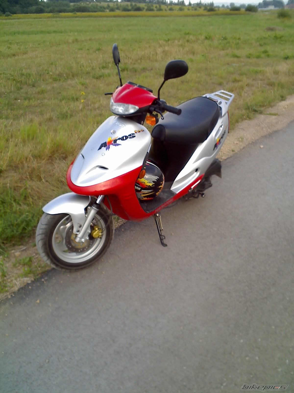 Photo 989712